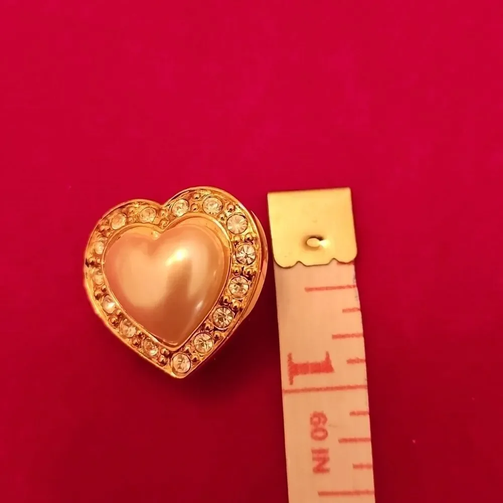 Avon Vintage Signed Gold Plated Pearl Rhinestone Clip-on Heart Earrings